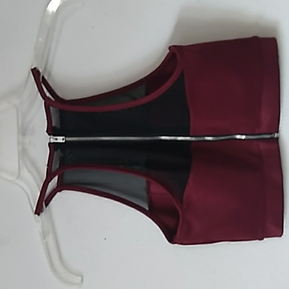 Forever 21 burgundy wine athletic yoga halter crop top with mesh insert S - Picture 5 of 7